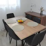 Sole Lägenhet Turanj