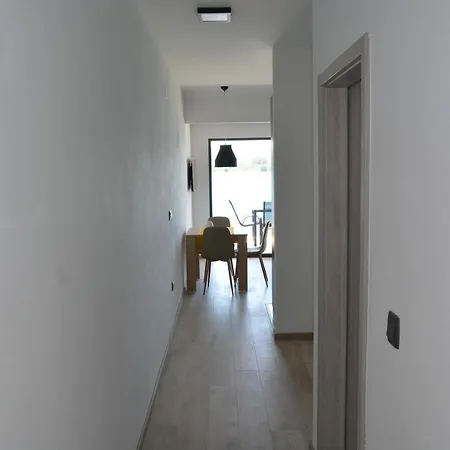 Apartment Sole