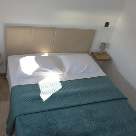 Apartment Sole